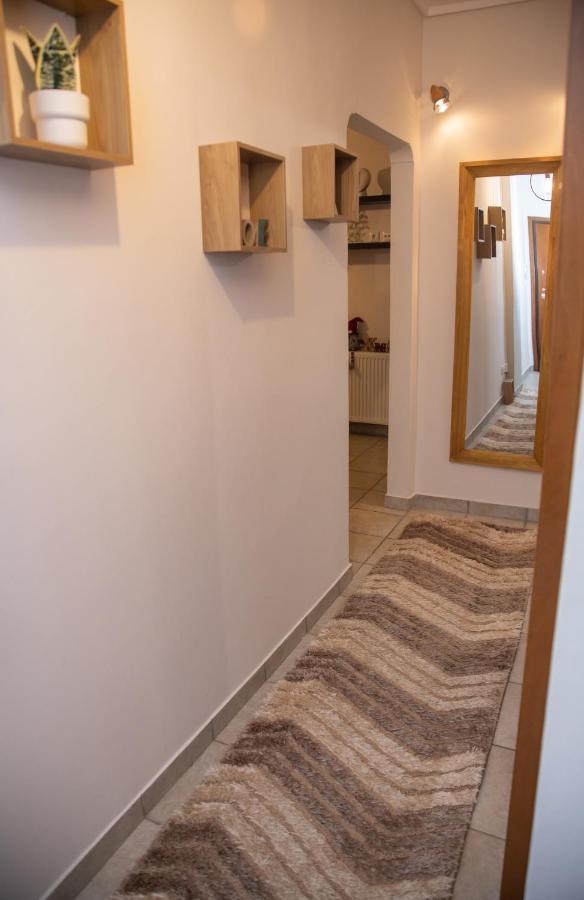 סלוניקי Fobillo Apartment At Charilaou מראה חיצוני תמונה